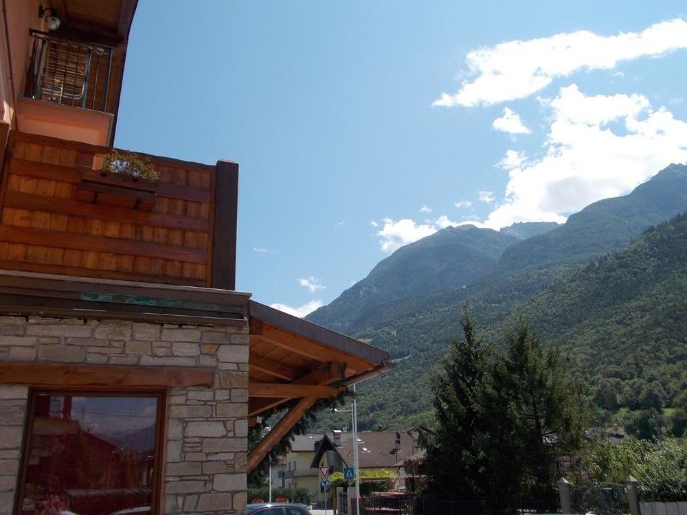 Sottosopra Alps Apartments & Rooms Charvensod Exterior foto